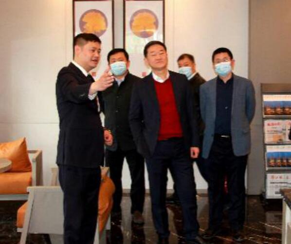 20213152026375266 集团党委书记、董事长任丁调延装锦著”天府广场店